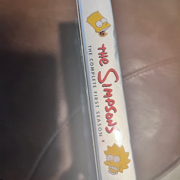 The Simpsons: The Complete First Season - Collector’s Edition DVD Set - Picture 3 of 5